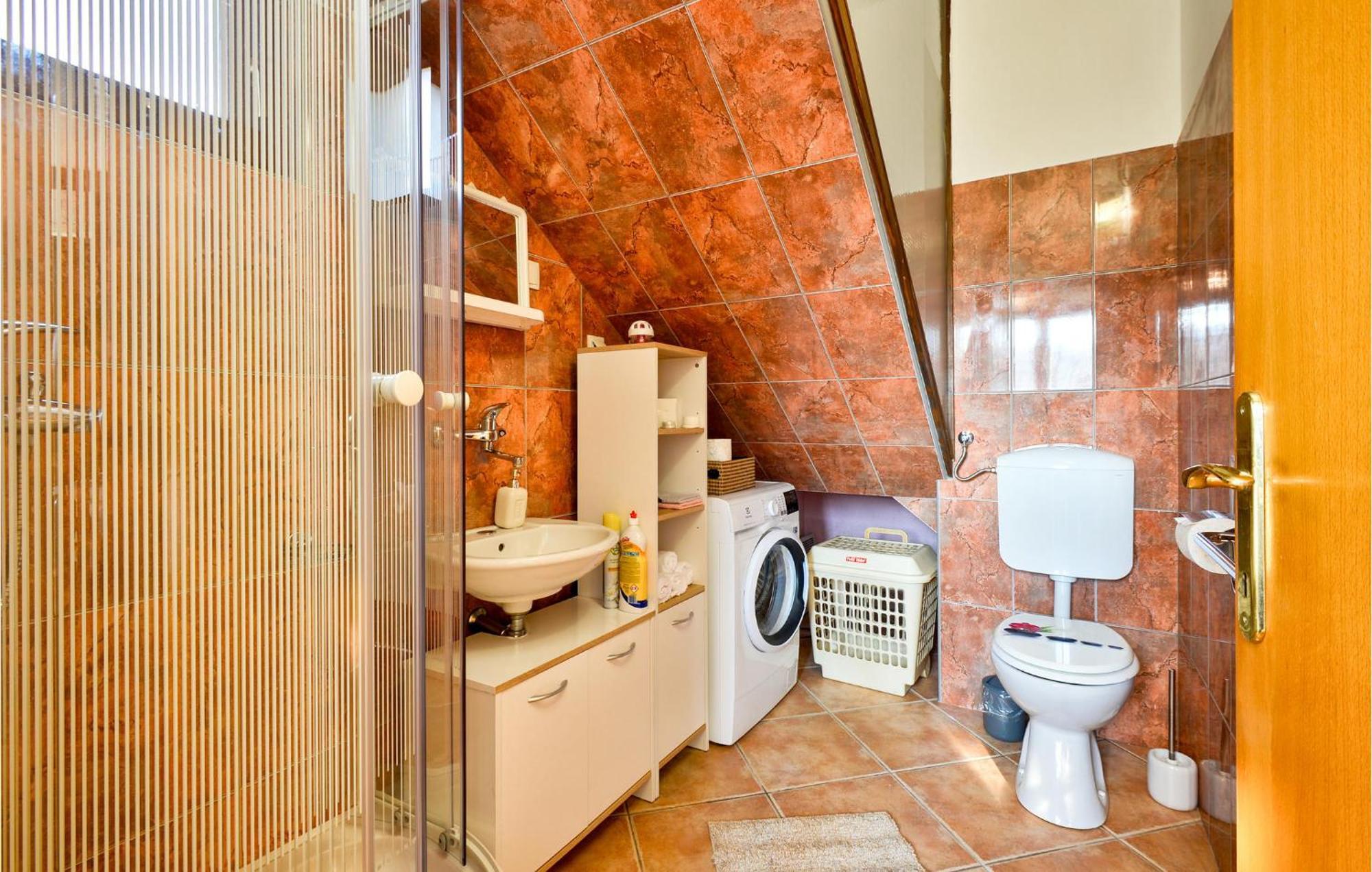 2 Bedroom Gorgeous Home In Gornje Stative ภายนอก รูปภาพ