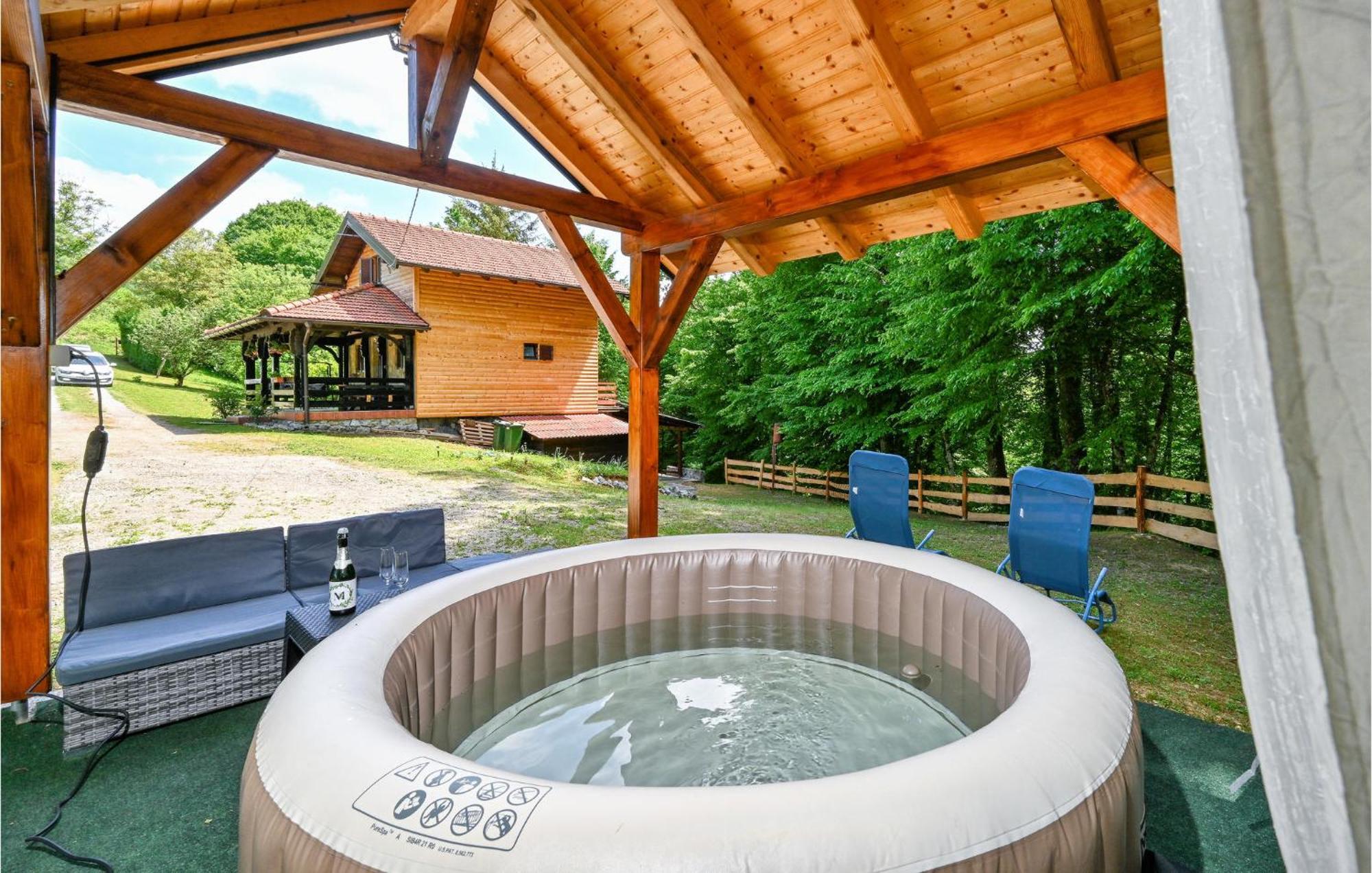 2 Bedroom Gorgeous Home In Gornje Stative ภายนอก รูปภาพ